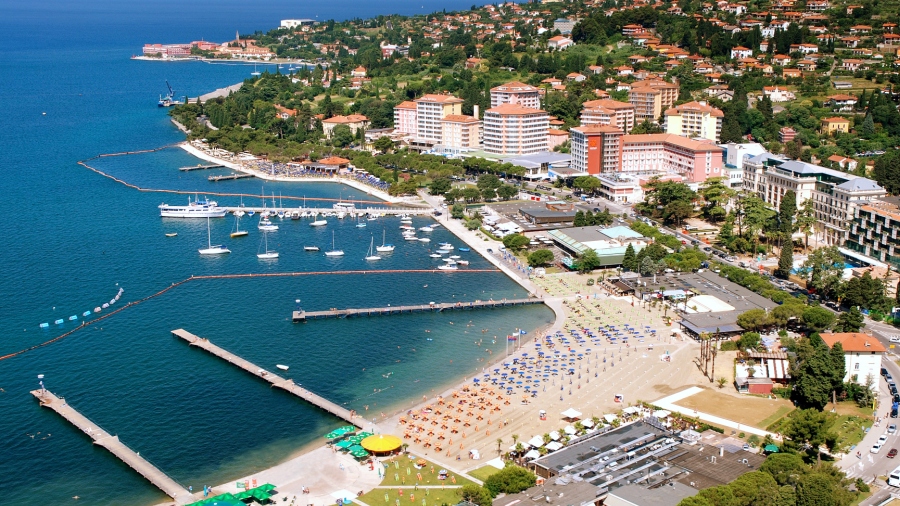 Portoroz praia na Eslovenia - Taste Istria