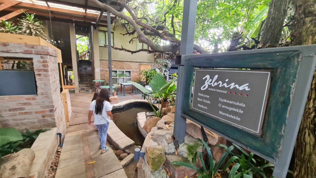 Nossa estadia em Mbombela, nos portões do Kruger: Zebrina Guest House - Magu Mathias