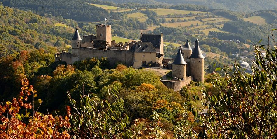 Castelo de Bourscheid Luxemburgo - Live The World