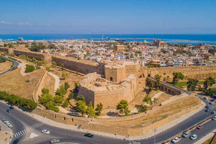 Famagusta Gazimağusa Norte do Chipre - Peek