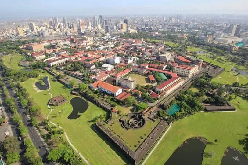 Intramuros Manila Filipinas - City Garden Suites