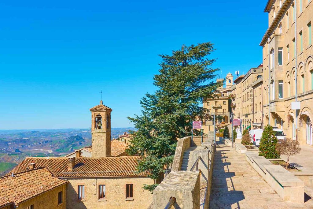 Mirantes de San Marino - Travel + Leisure