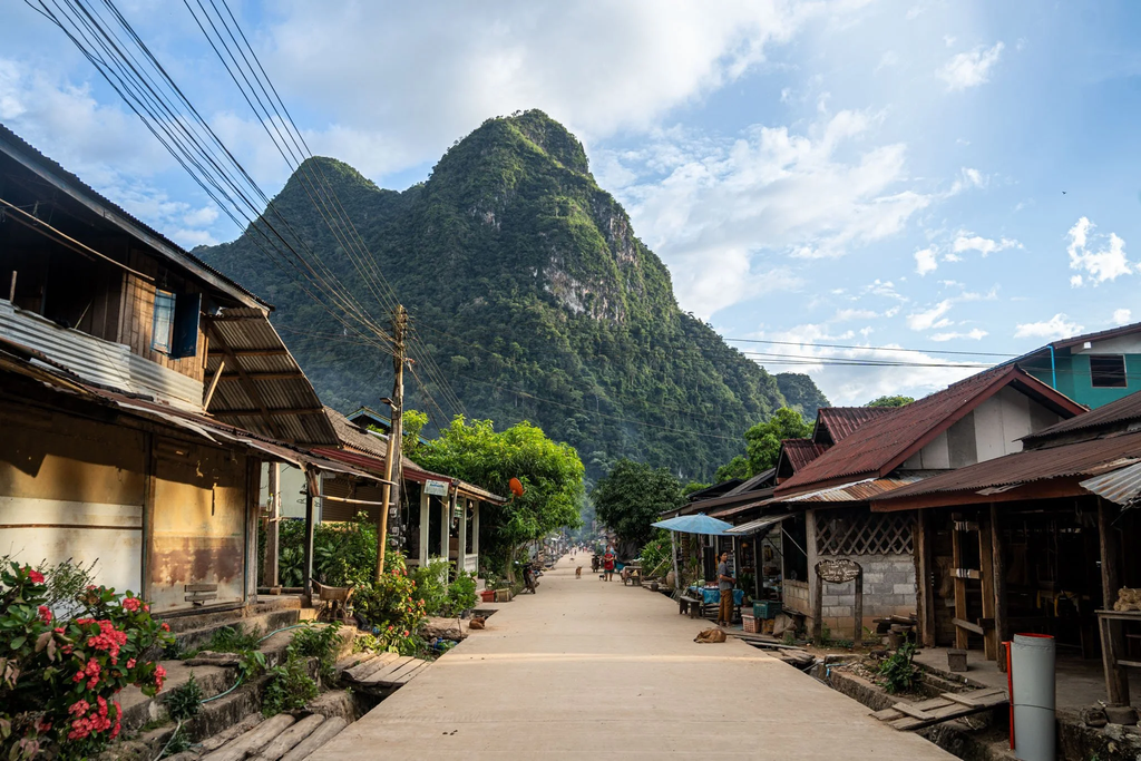 Muang Ngoi Laos - Adventures of Jellie